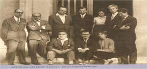 Sıddık Sami Onar başkanlığındaki ilk Anayasa ön tasarısını hazırlayanlardan bir grup